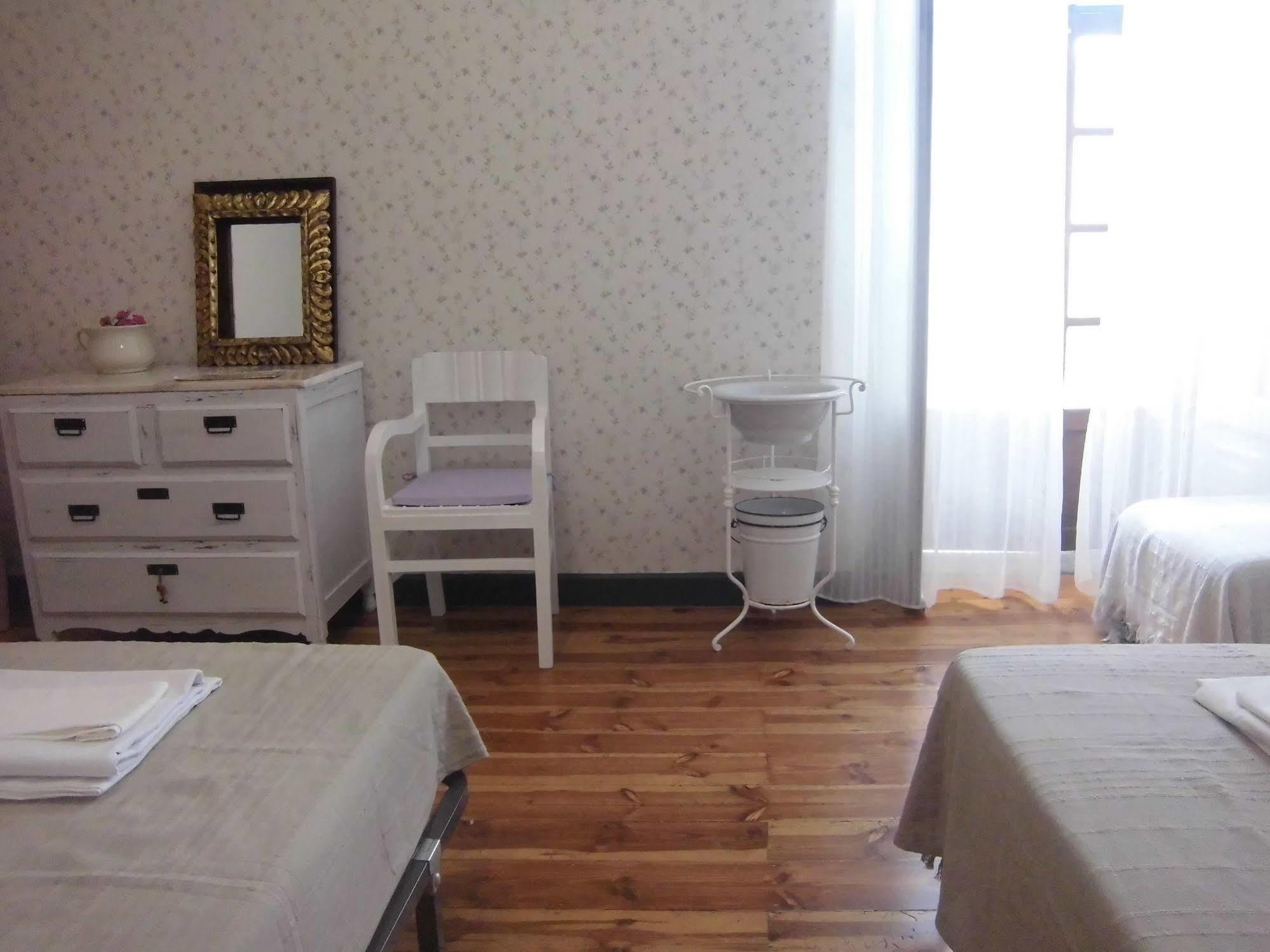 Hostel Raymundo Évora Dış mekan fotoğraf